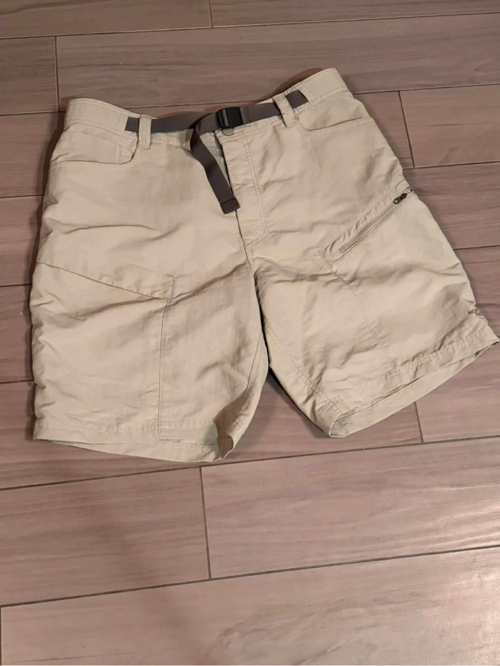 The North Face Cream Cargo Shorts with Integrated Webbing Belt XL